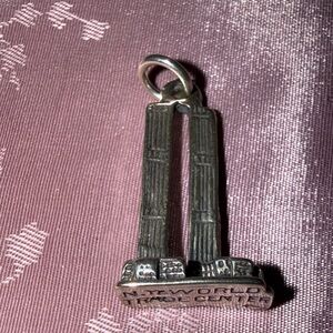 Twin towers, World Trade Center charm